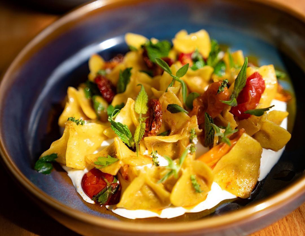 11 Places Where You Can Order Small Plates With Friends Around Charlottesville, Virginia